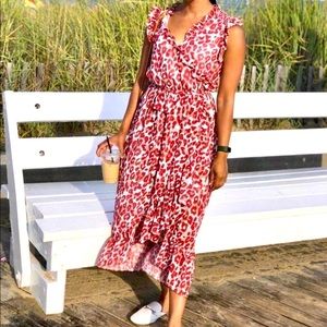 Slate & Willow
Ruffle Leopard Wrap Dress